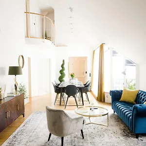 Opera - Mai's Apartamento